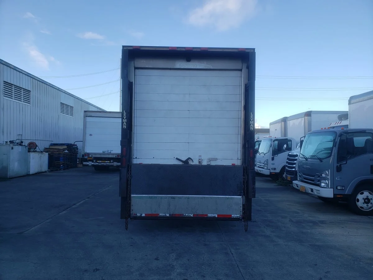 2015 International 4300 in Kapolei, HI — photo 5