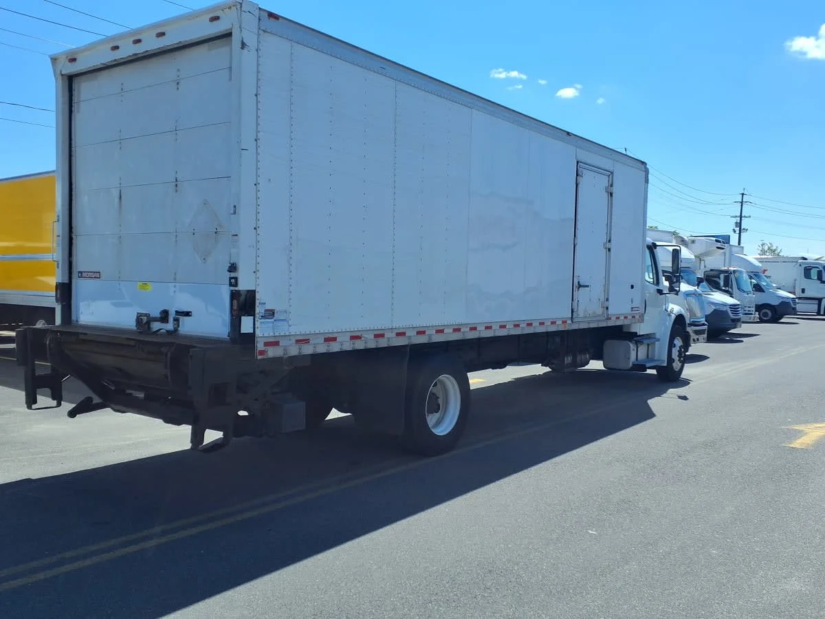 2019 Freightliner M2 106 in Newark, NJ — photo 4