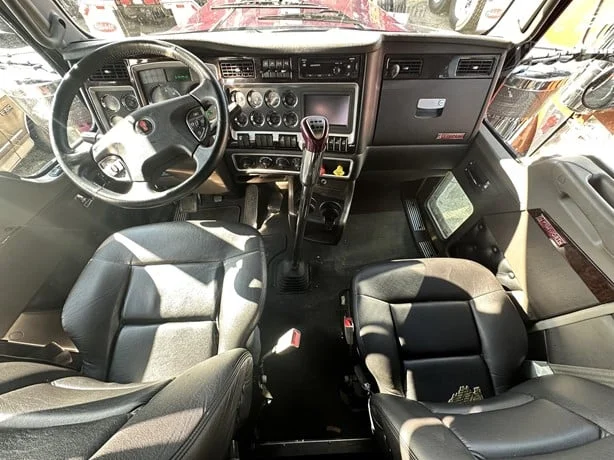 2023 Kenworth W900 in GA — photo 5