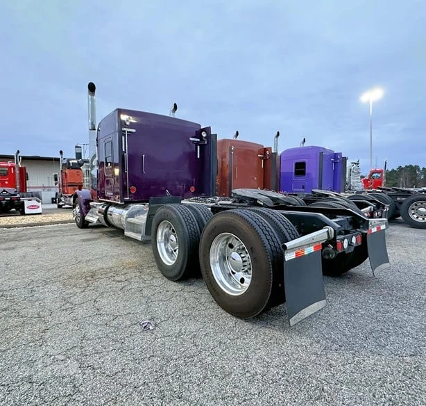 2023 Kenworth W900 in GA — photo 4