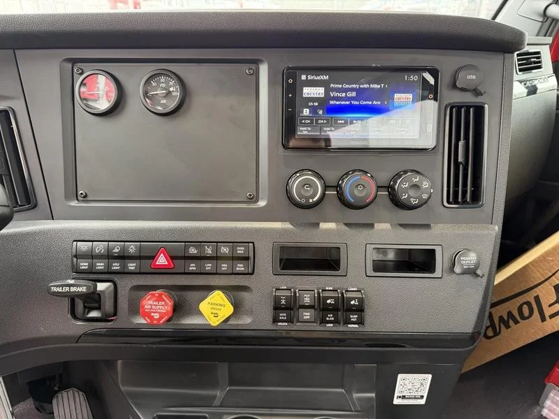 2026 Freightliner Cascadia - image 16