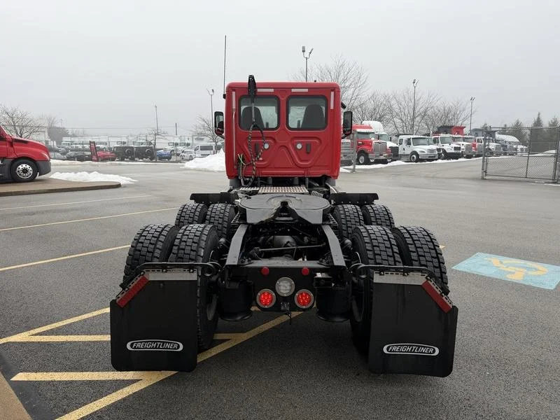 2026 Freightliner Cascadia - image 5