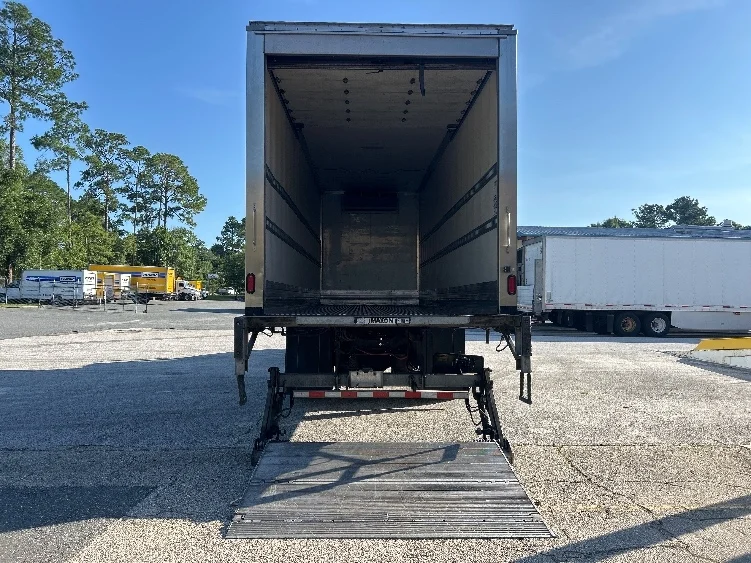 2020 International MV in Pensacola, FL — photo 9