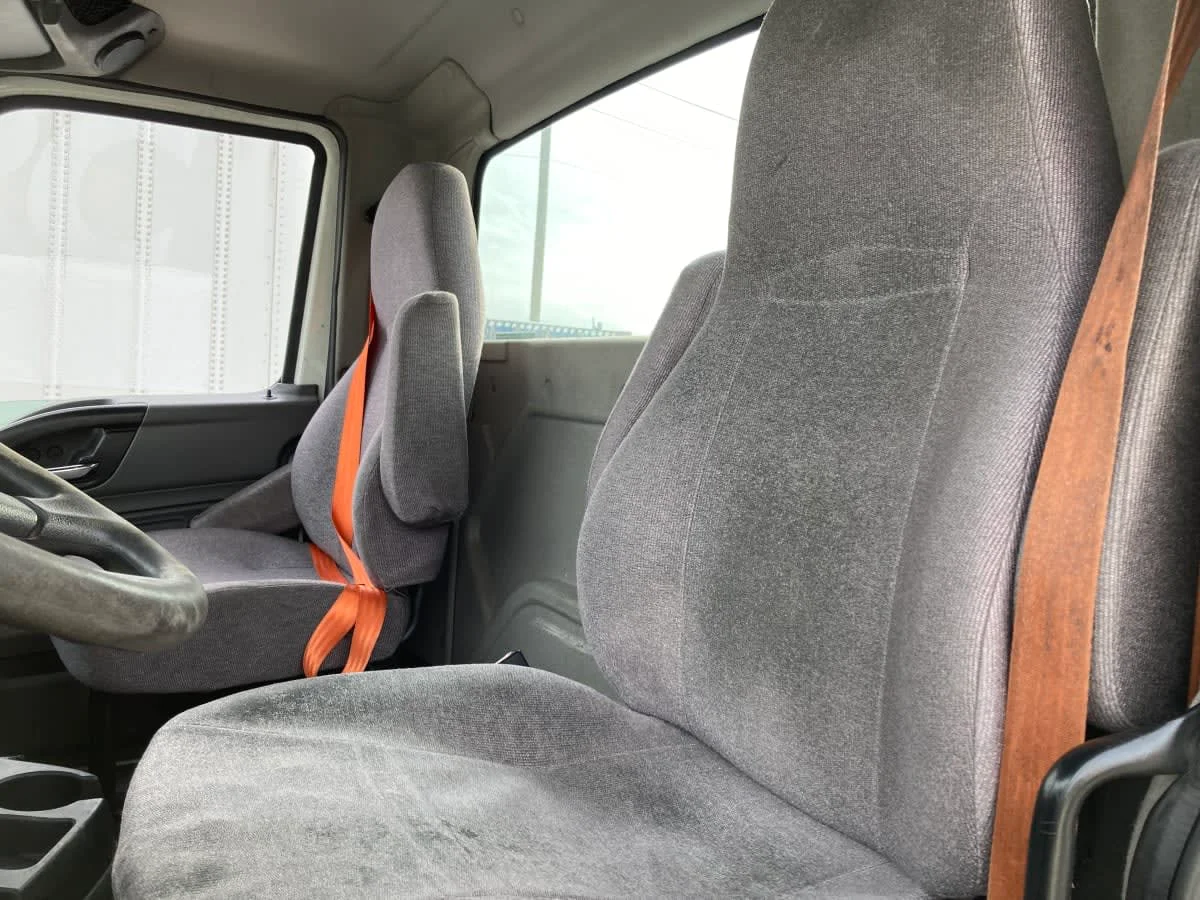2019 International LT in Springfield, MA — photo 12