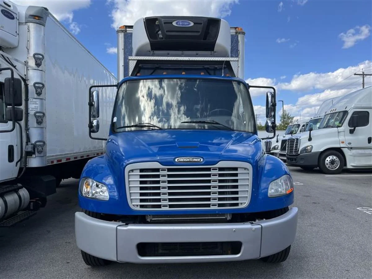 2018 Freightliner M2 106 in Beltsville, MD — photo 2