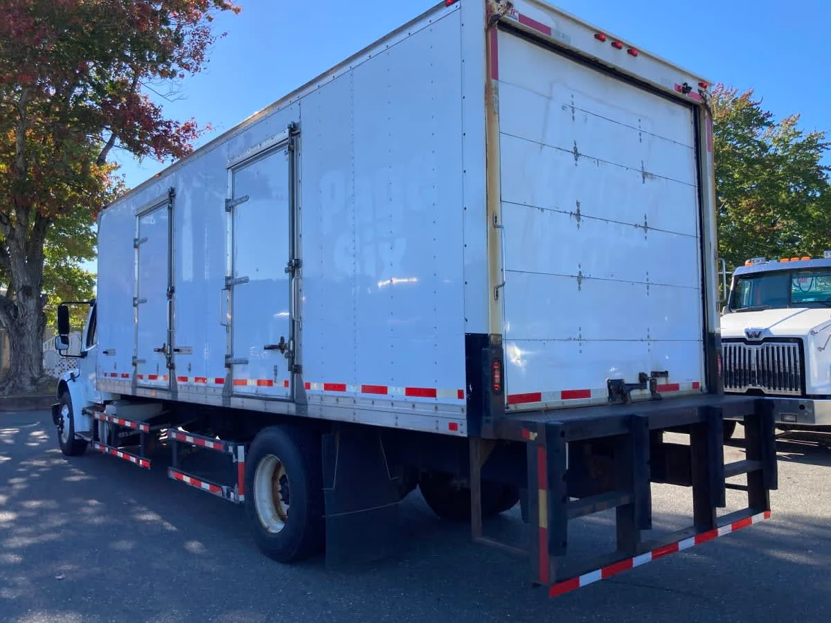 2017 Freightliner M2 106 in Springfield, MA — photo 6