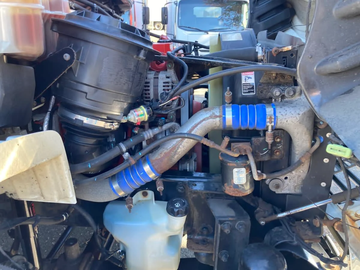 2017 Freightliner M2 106 - image 10