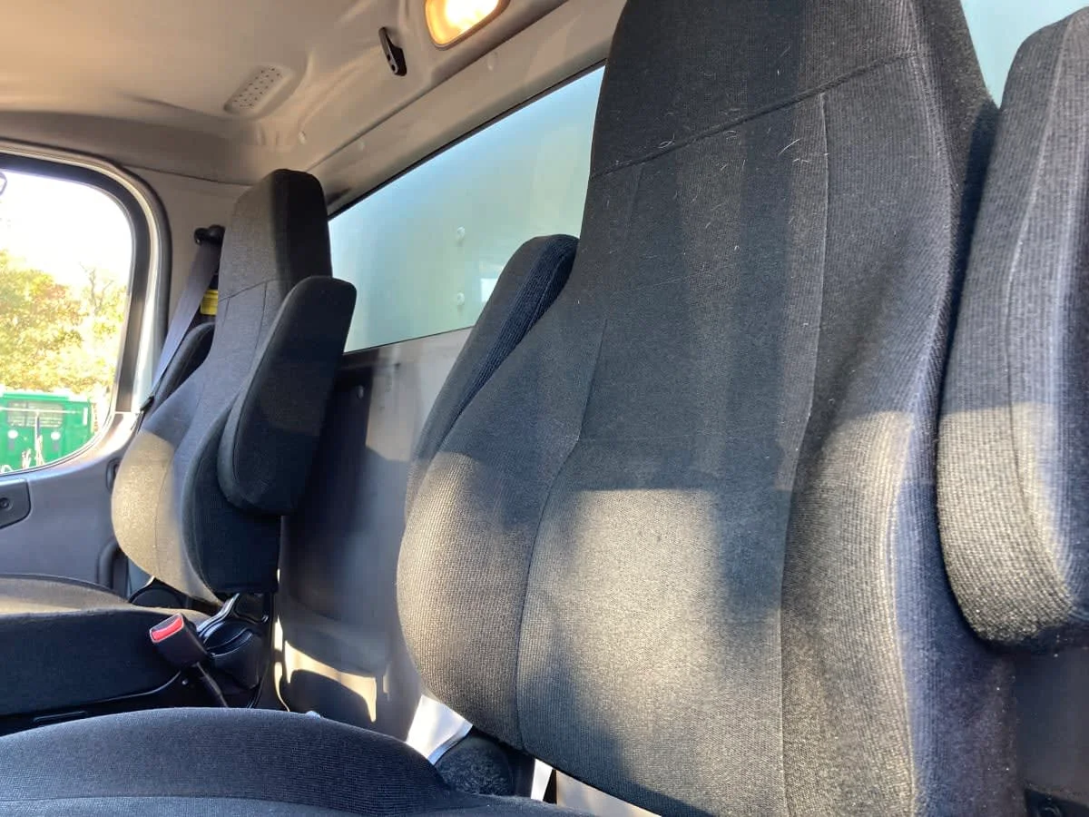 2017 Freightliner M2 106 - image 12