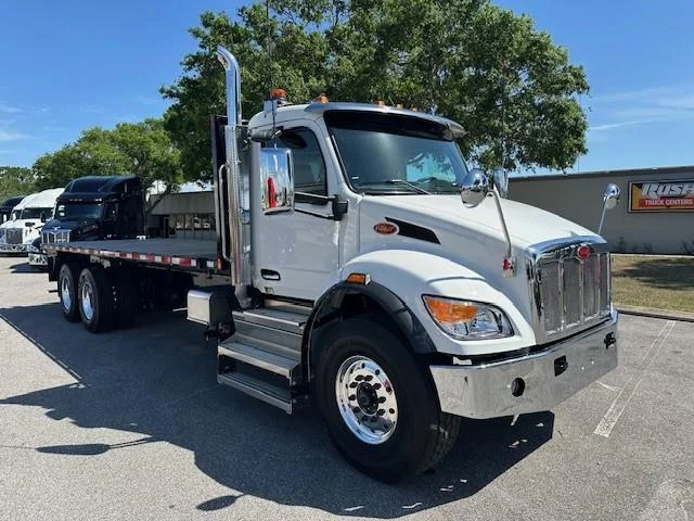 2027 Peterbilt 548 — photo 13