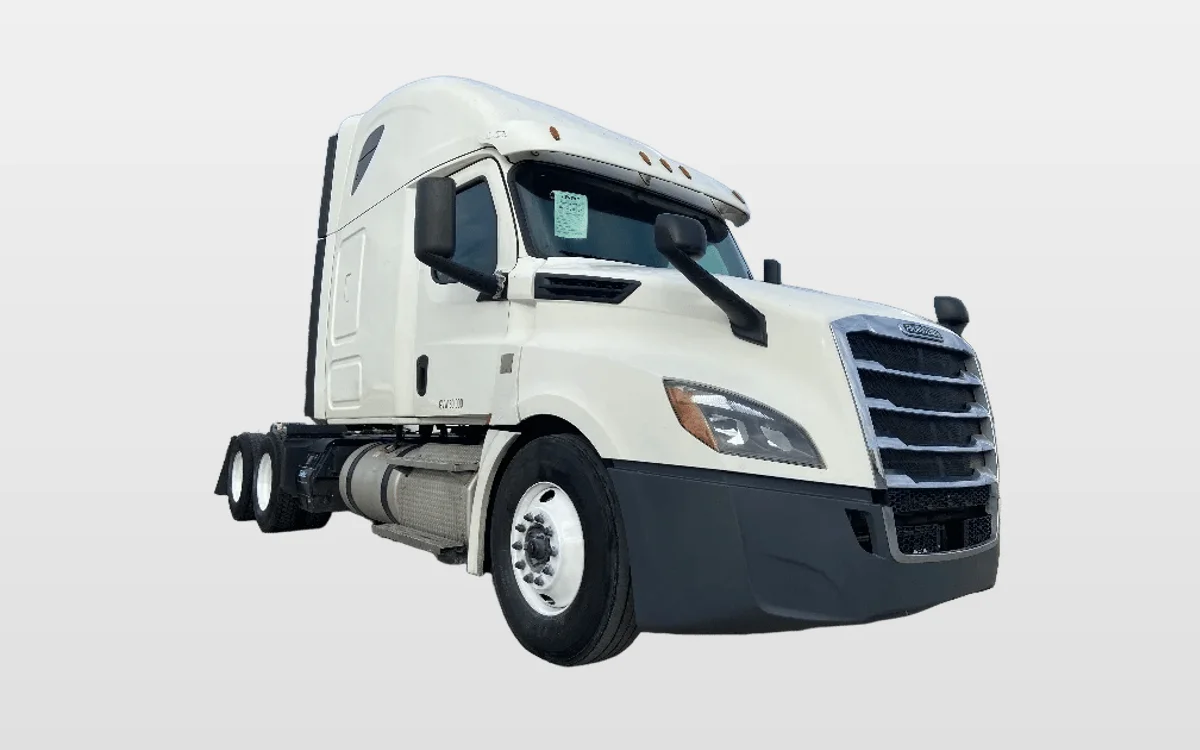 2019 Freightliner Cascadia - image 1