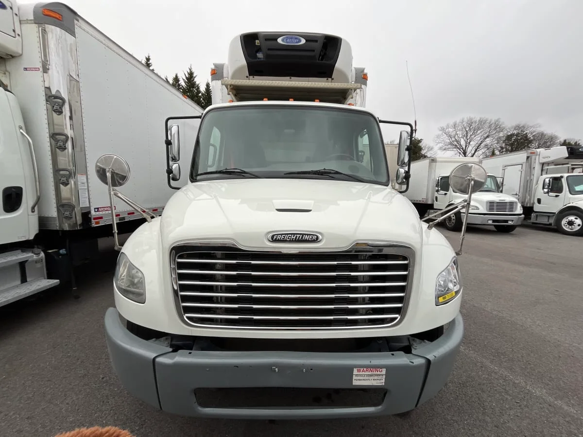 2018 Freightliner M2 106 - image 2