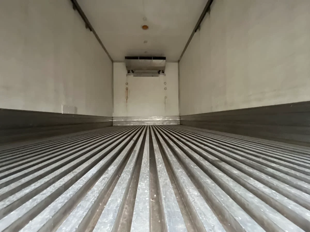 2018 Freightliner M2 106 - image 9