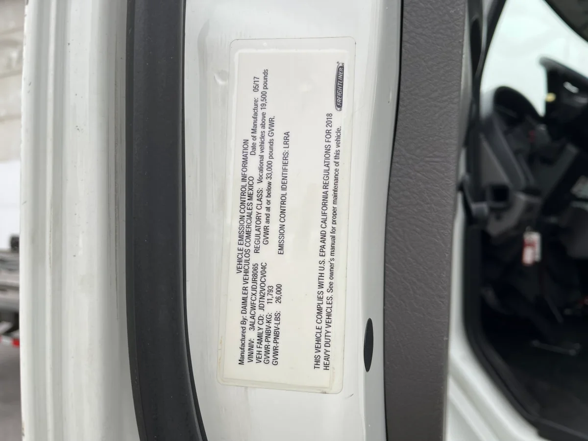 2018 Freightliner M2 106 - image 12