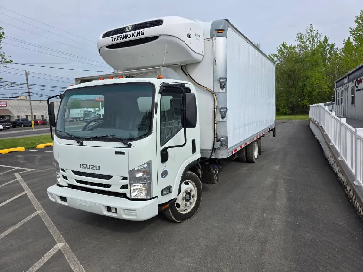 2018 Isuzu NRR in Bensalem, PA