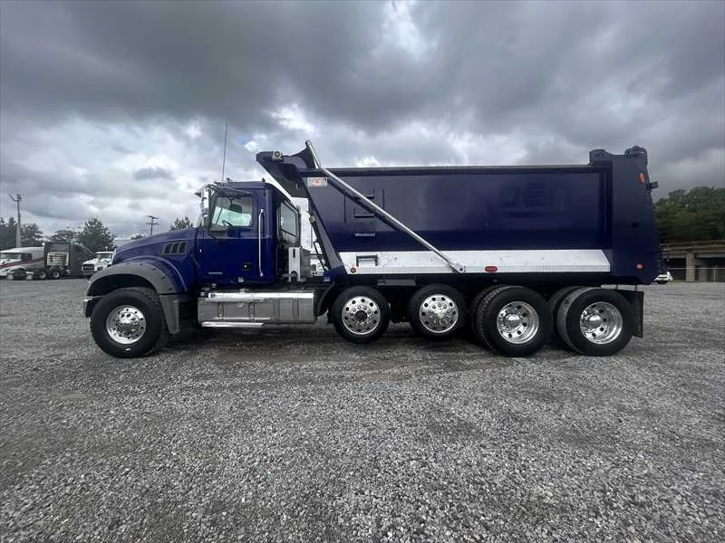 2024 Mack in Memphis, TN — photo 2