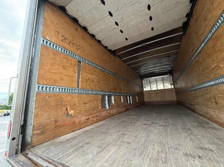2018 Freightliner eM2 in Linden, NJ — photo 10