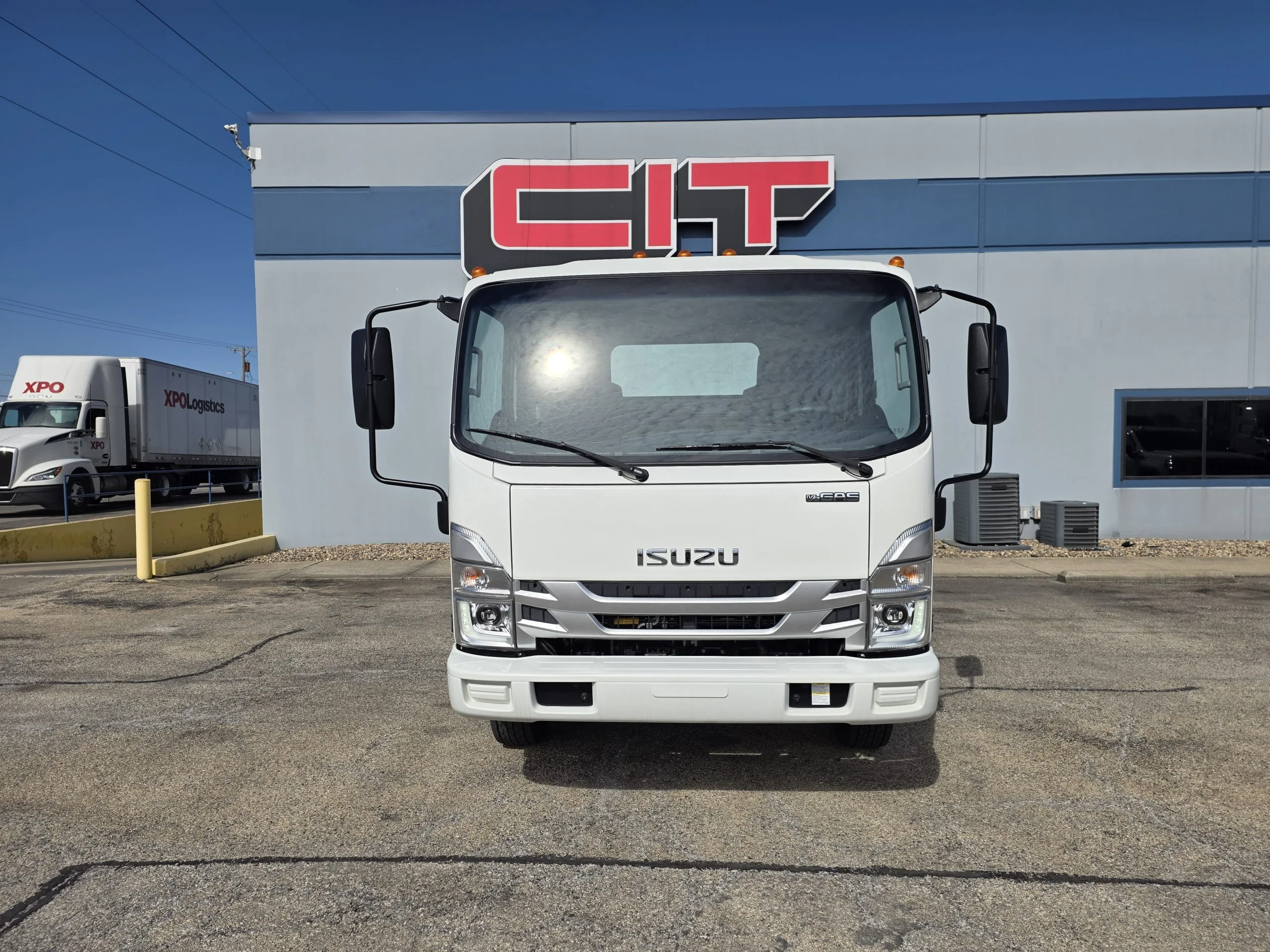 2026 Isuzu in Springfield, IL — photo 2