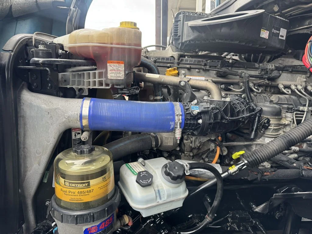 2022 Freightliner Cascadia in Fresno, CA — photo 6
