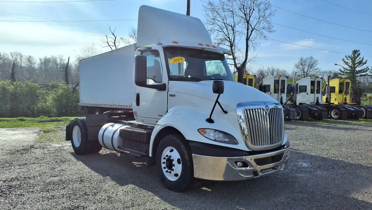 2019 International RH - image 3