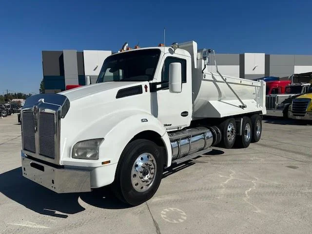 2019 Kenworth T880 - image 18