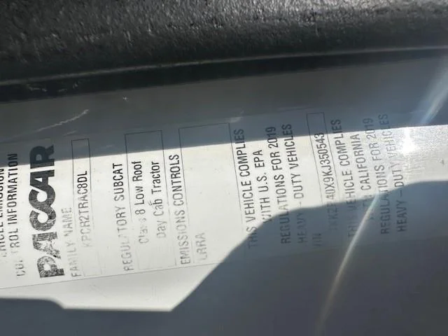 2019 Kenworth T880 - image 4