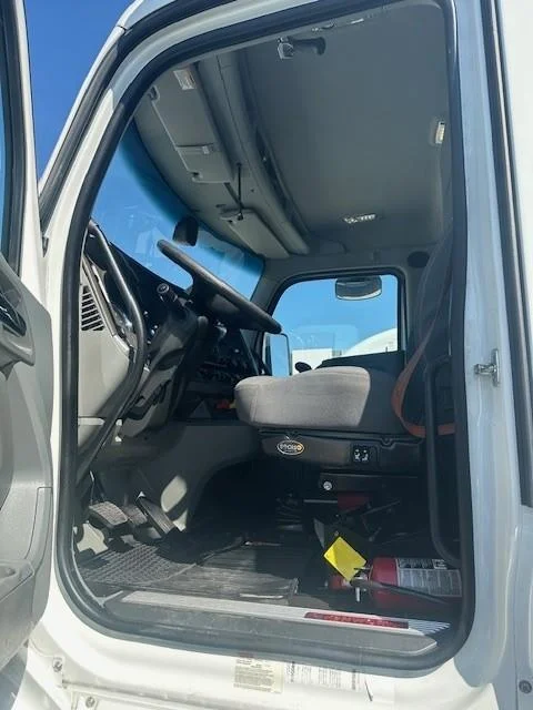 2019 Kenworth T880 in Fontana, CA — photo 3