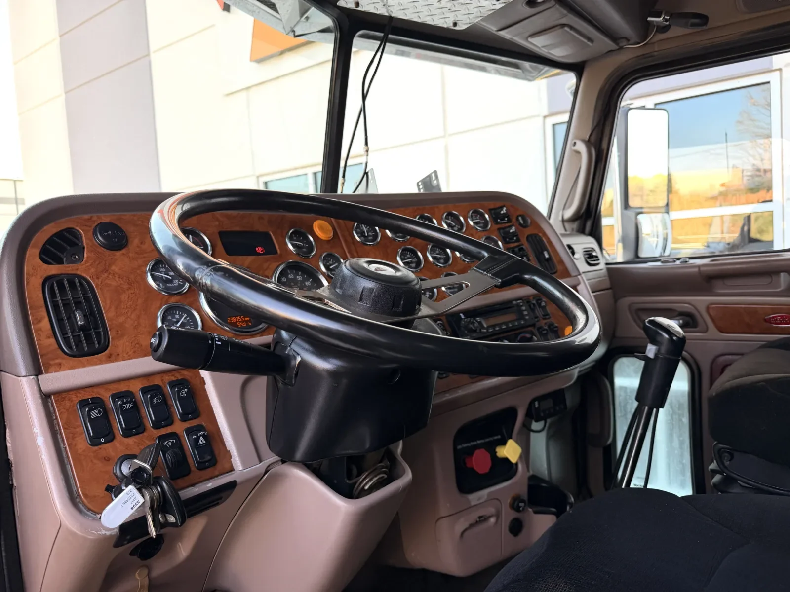 2007 Peterbilt 379 in Greer, SC — photo 15