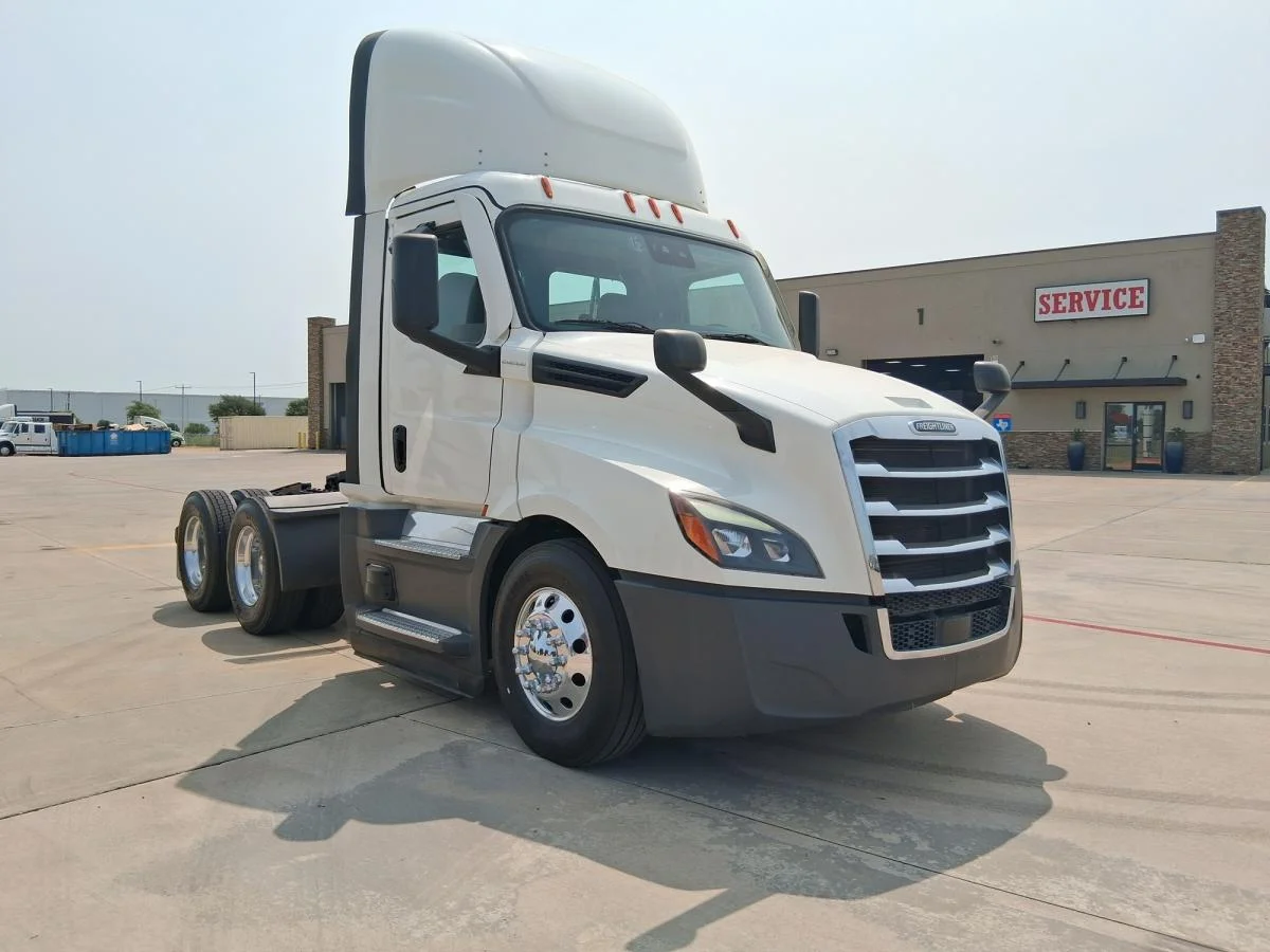 2022 Freightliner Cascadia