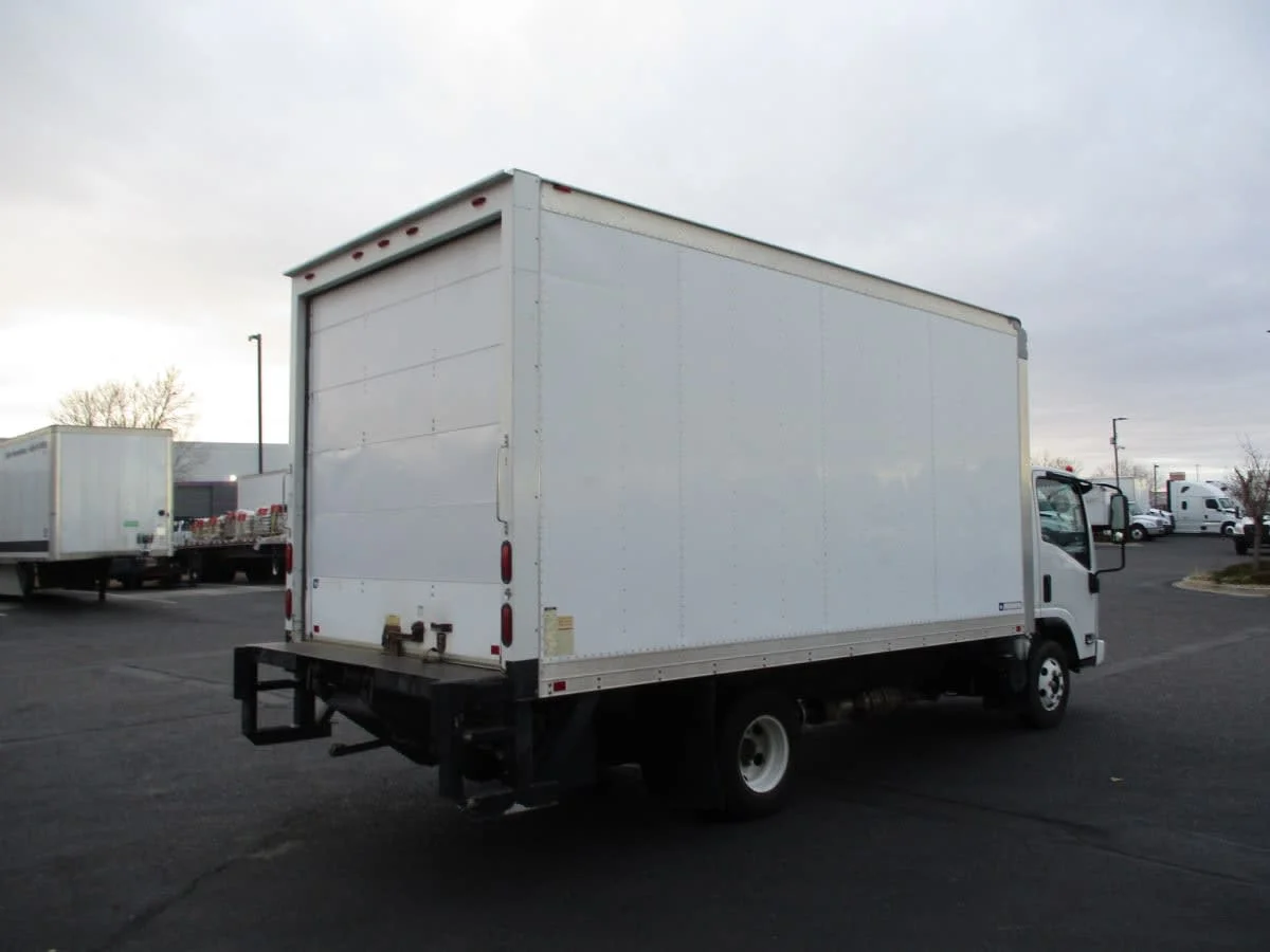 2010 Isuzu NPR - image 4