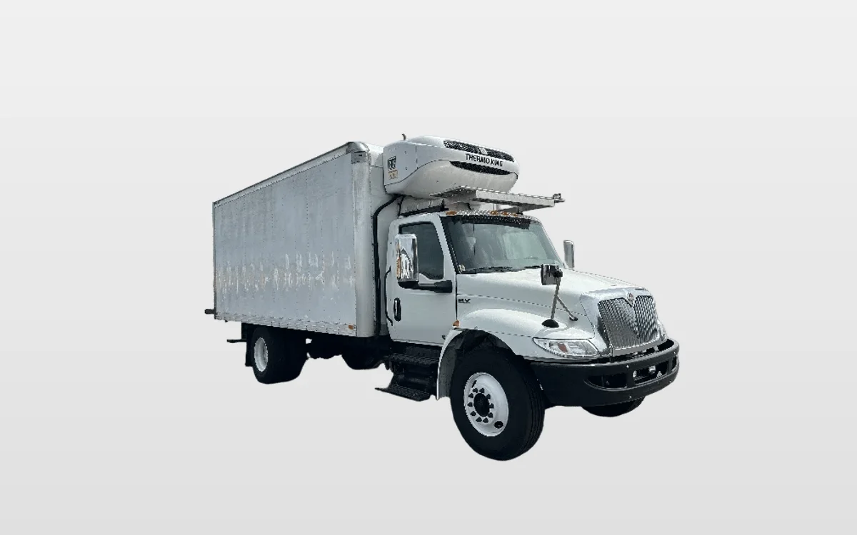 2022 International MV - image 1