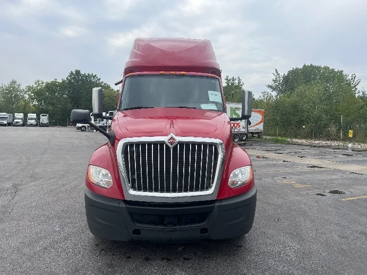 2019 International LT in Sturtevant, WI — photo 2