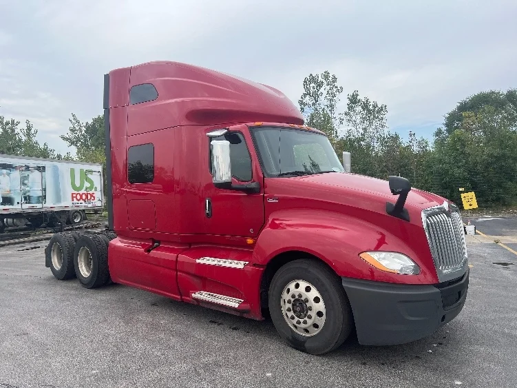 2019 International LT in Sturtevant, WI
