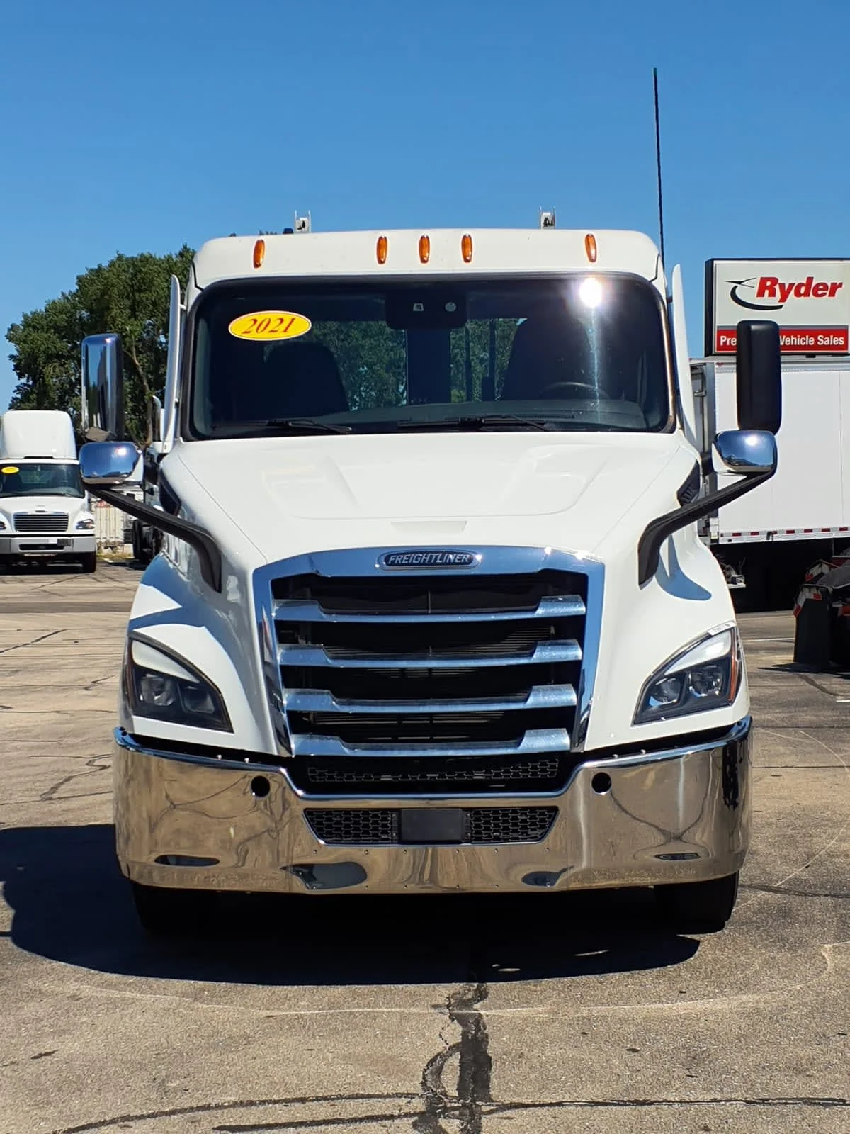 2021 Freightliner in Oak Creek, WI — photo 2