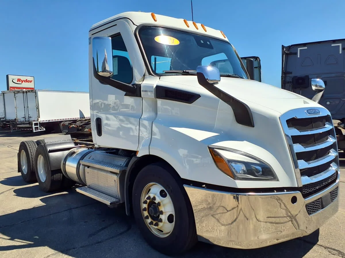2021 Freightliner in Oak Creek, WI — photo 3