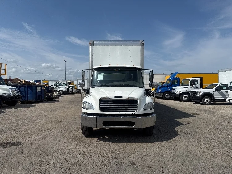 2020 Freightliner M2 106 - image 2