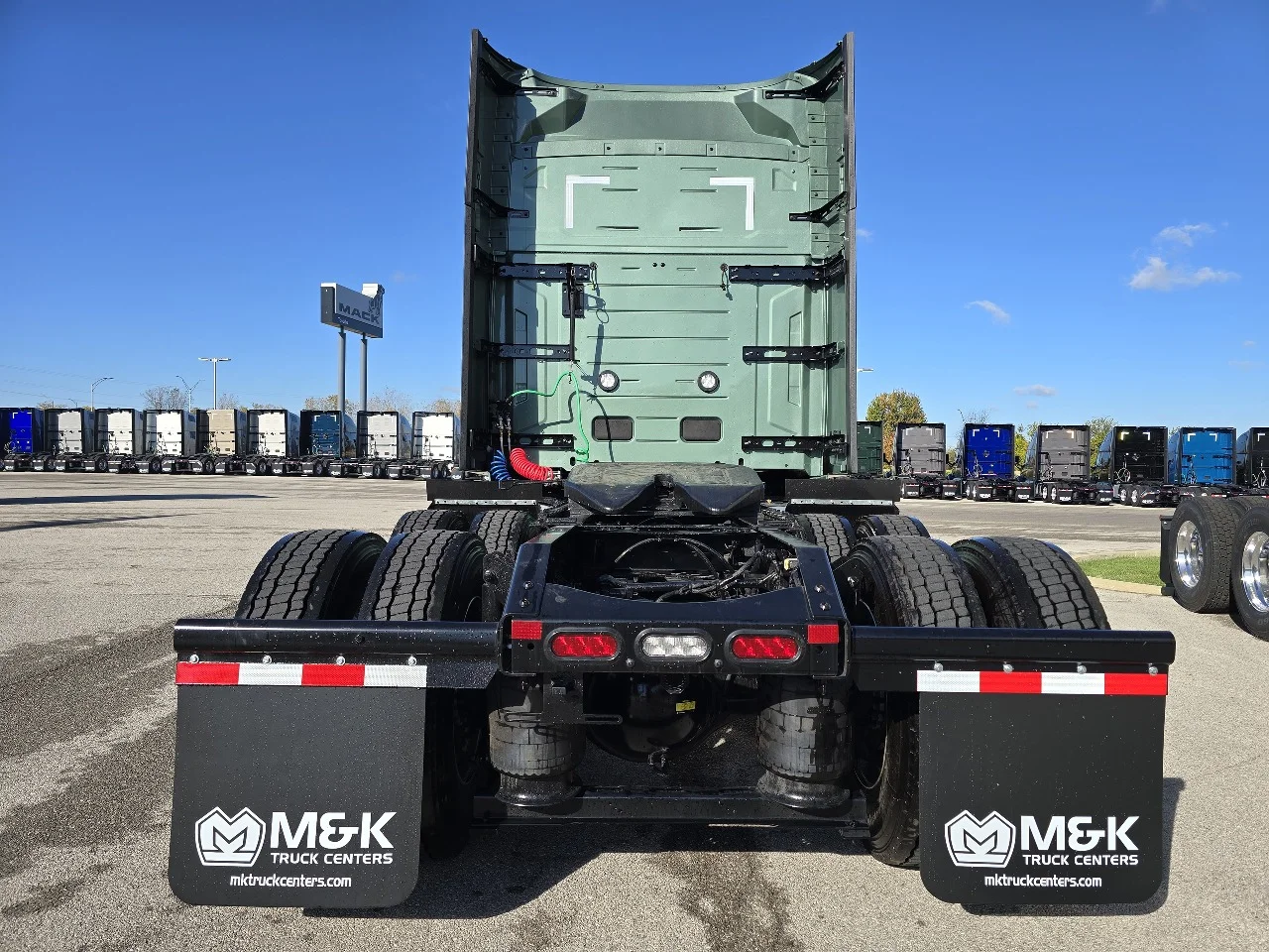 2026 Volvo in Toledo, OH — photo 2