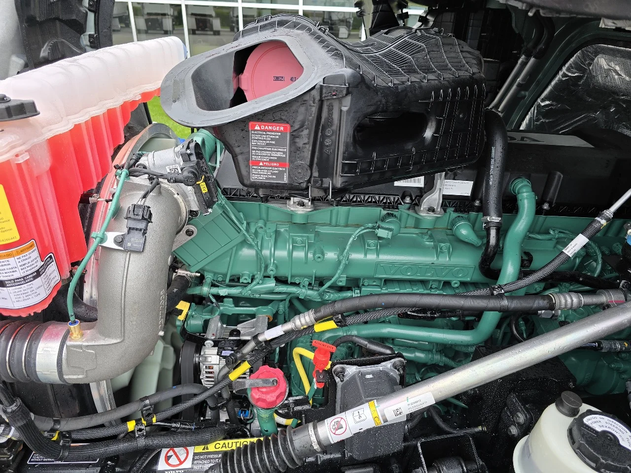 2026 Volvo in Toledo, OH — photo 14