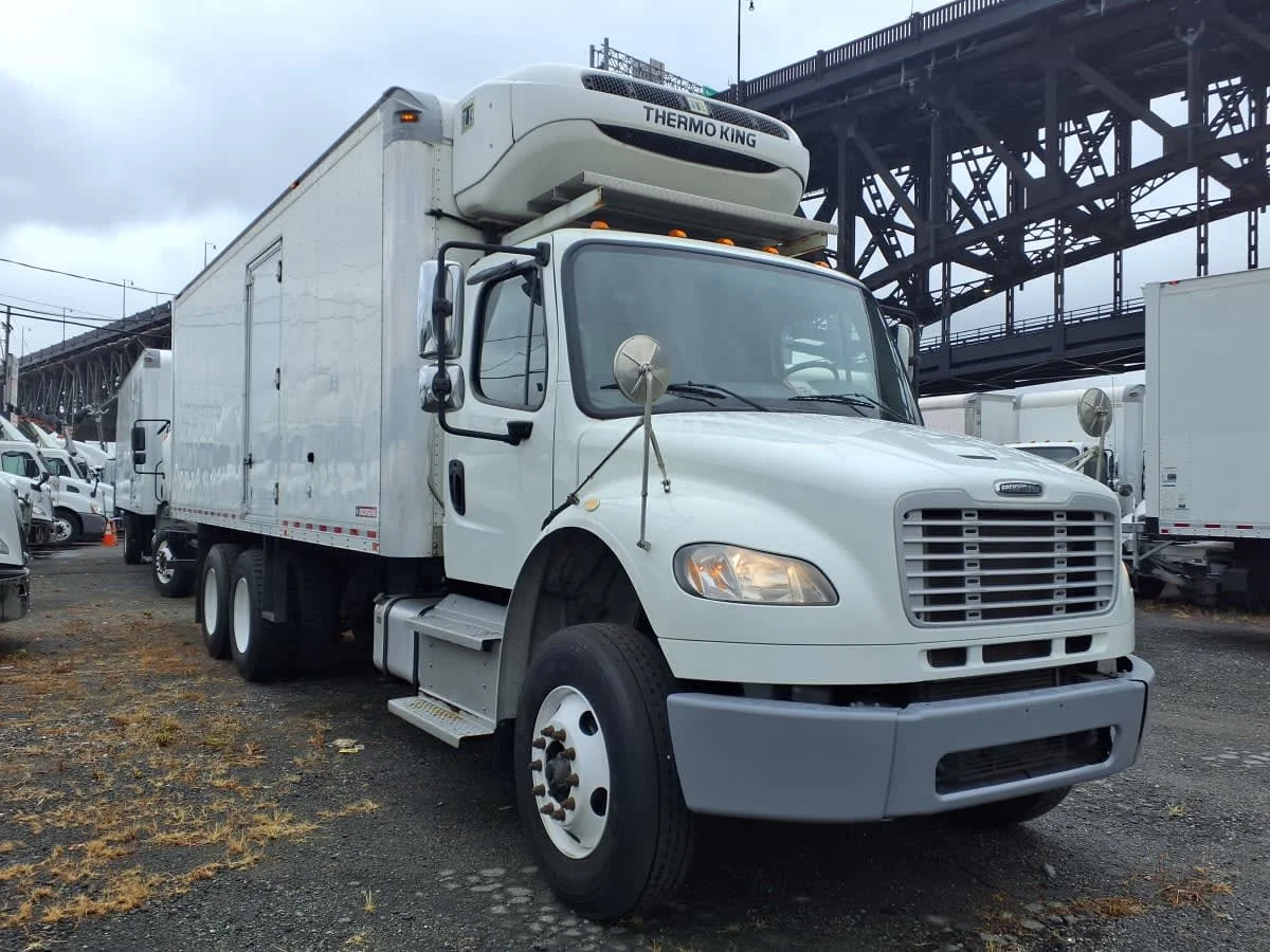 2020 Freightliner M2 106 in Newark, NJ — photo 3