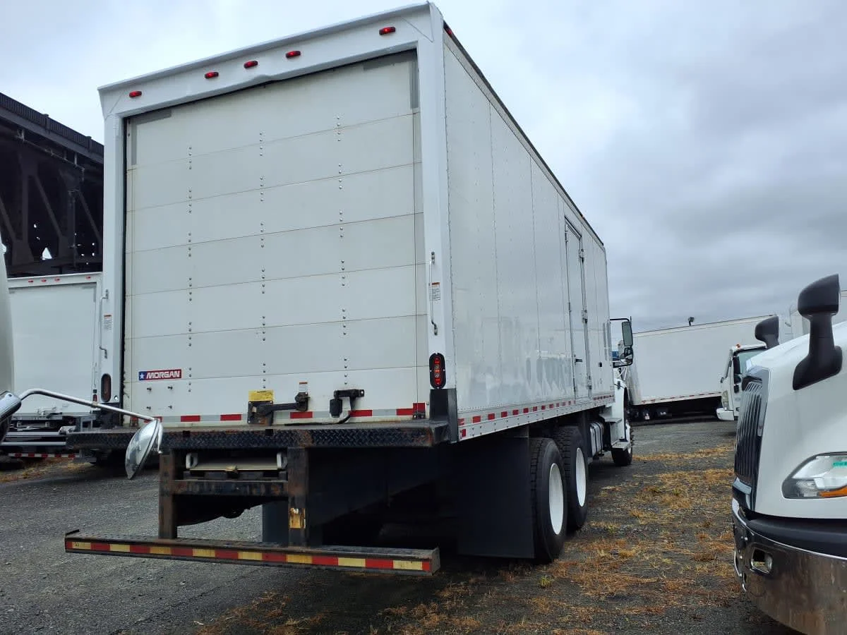 2020 Freightliner M2 106 in Newark, NJ — photo 4