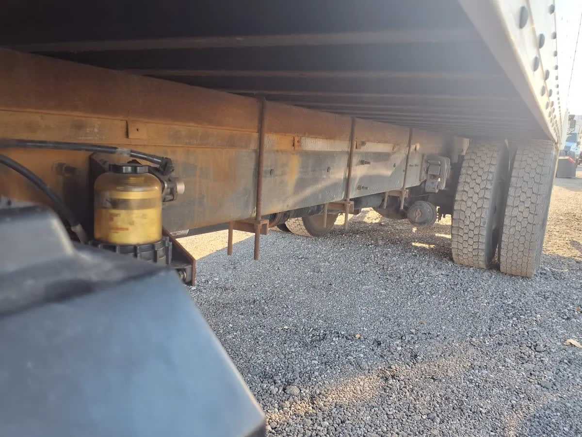 2018 International 4300 - image 13