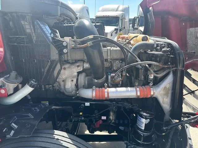 2021 Freightliner Cascadia - image 13