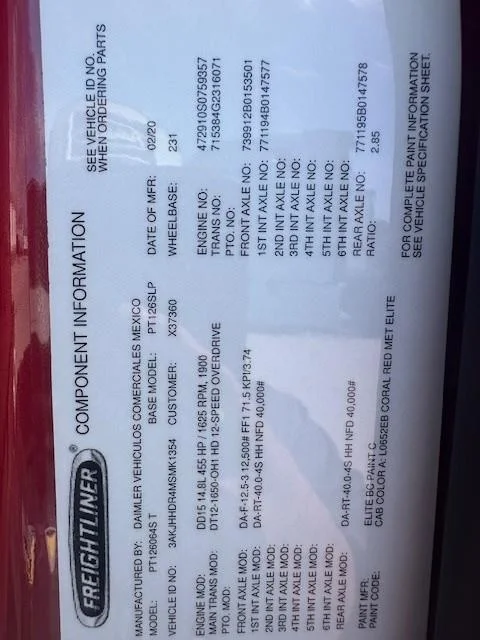 2021 Freightliner Cascadia - image 17