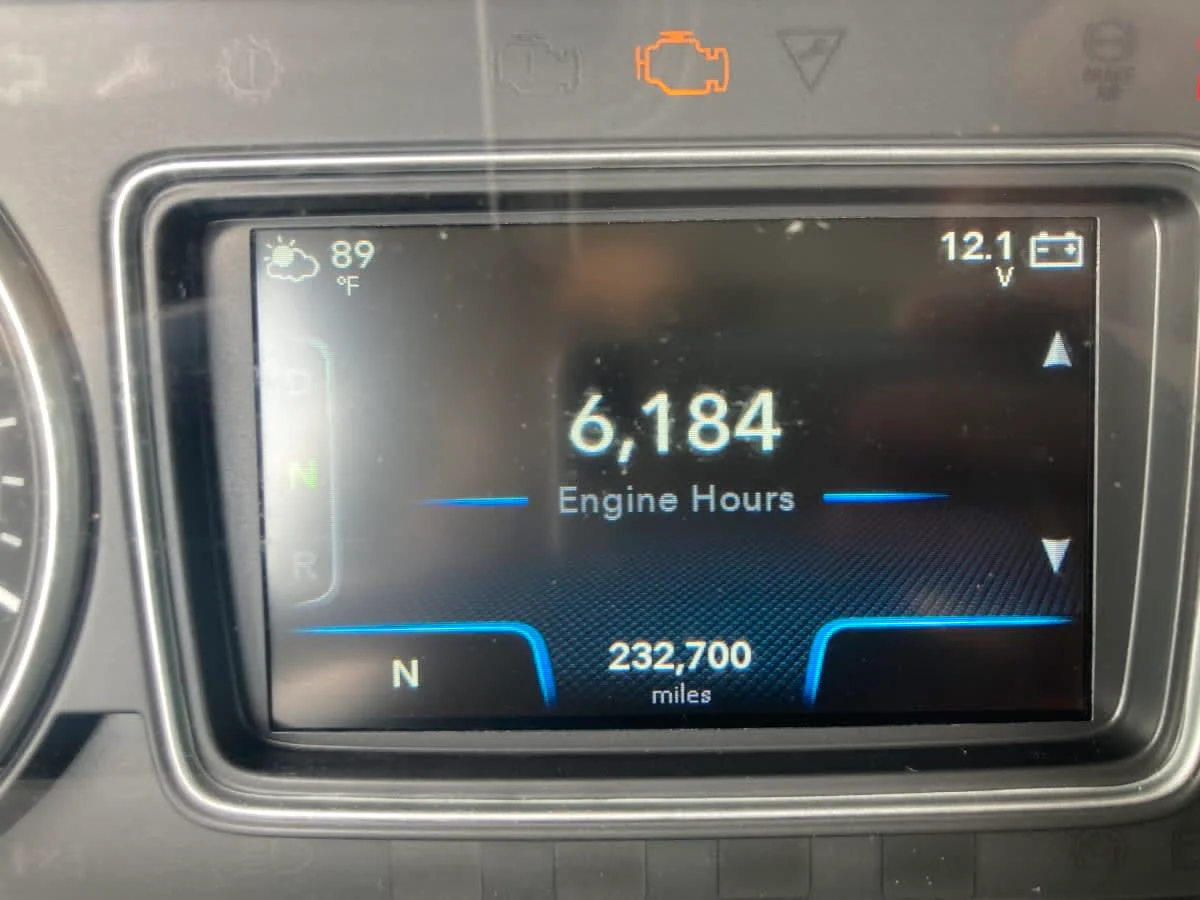 2019 International LT in Springfield, MA — photo 13