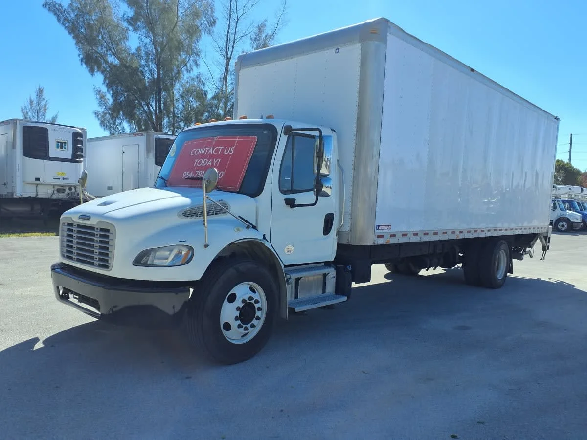 2018 Freightliner M2 106 in Davie, FL