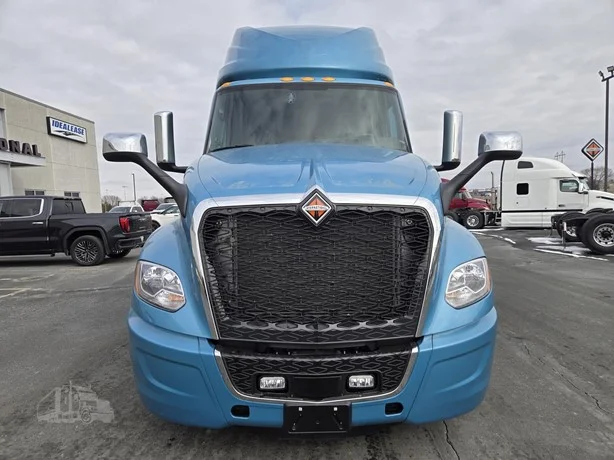2026 International LT in MN — photo 2