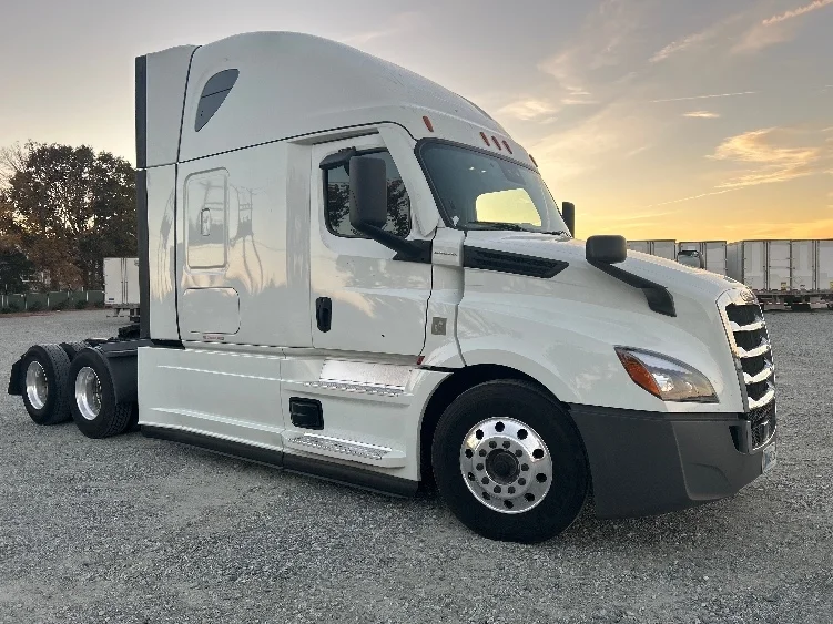 2021 Freightliner Cascadia in Greensboro, NC