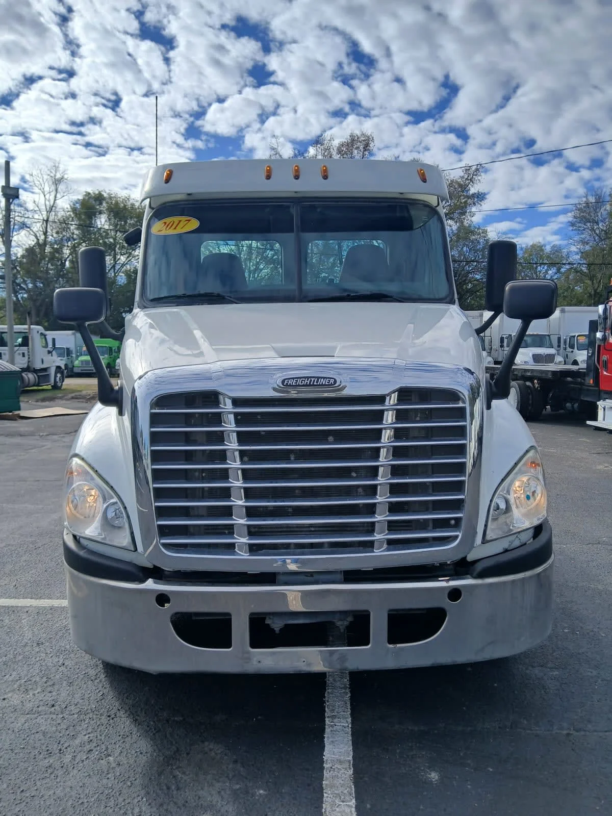 2017 Freightliner Cascadia in Jacksonville, FL