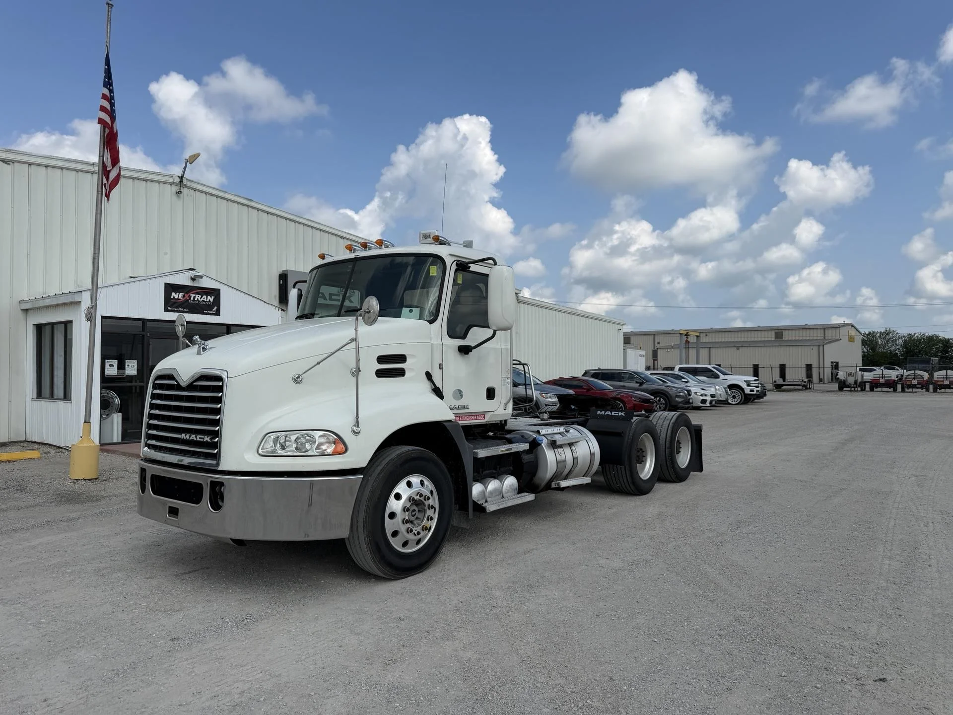 2015 Mack Pinnacle