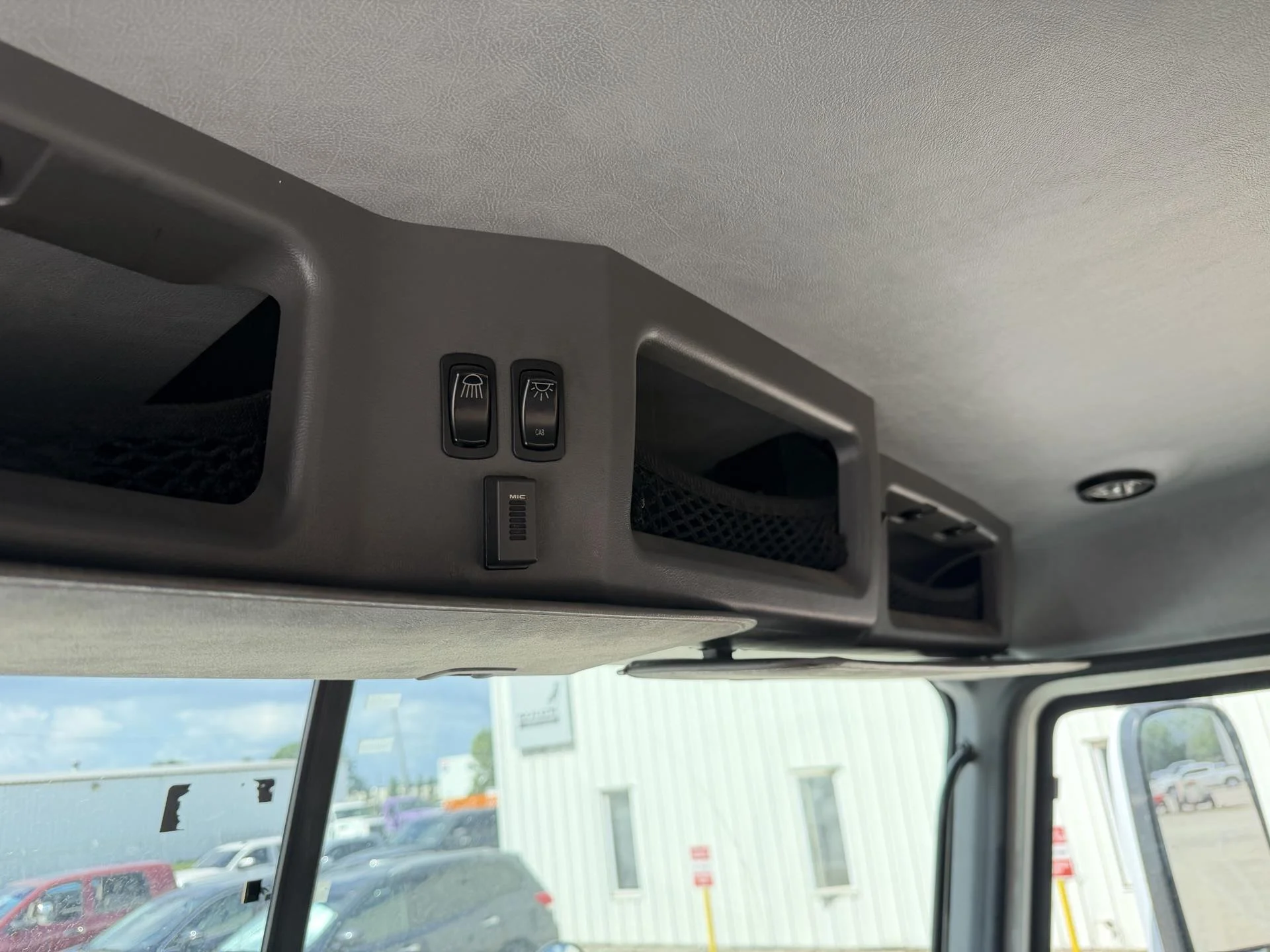 2015 Mack Pinnacle in Decatur, IL — photo 15