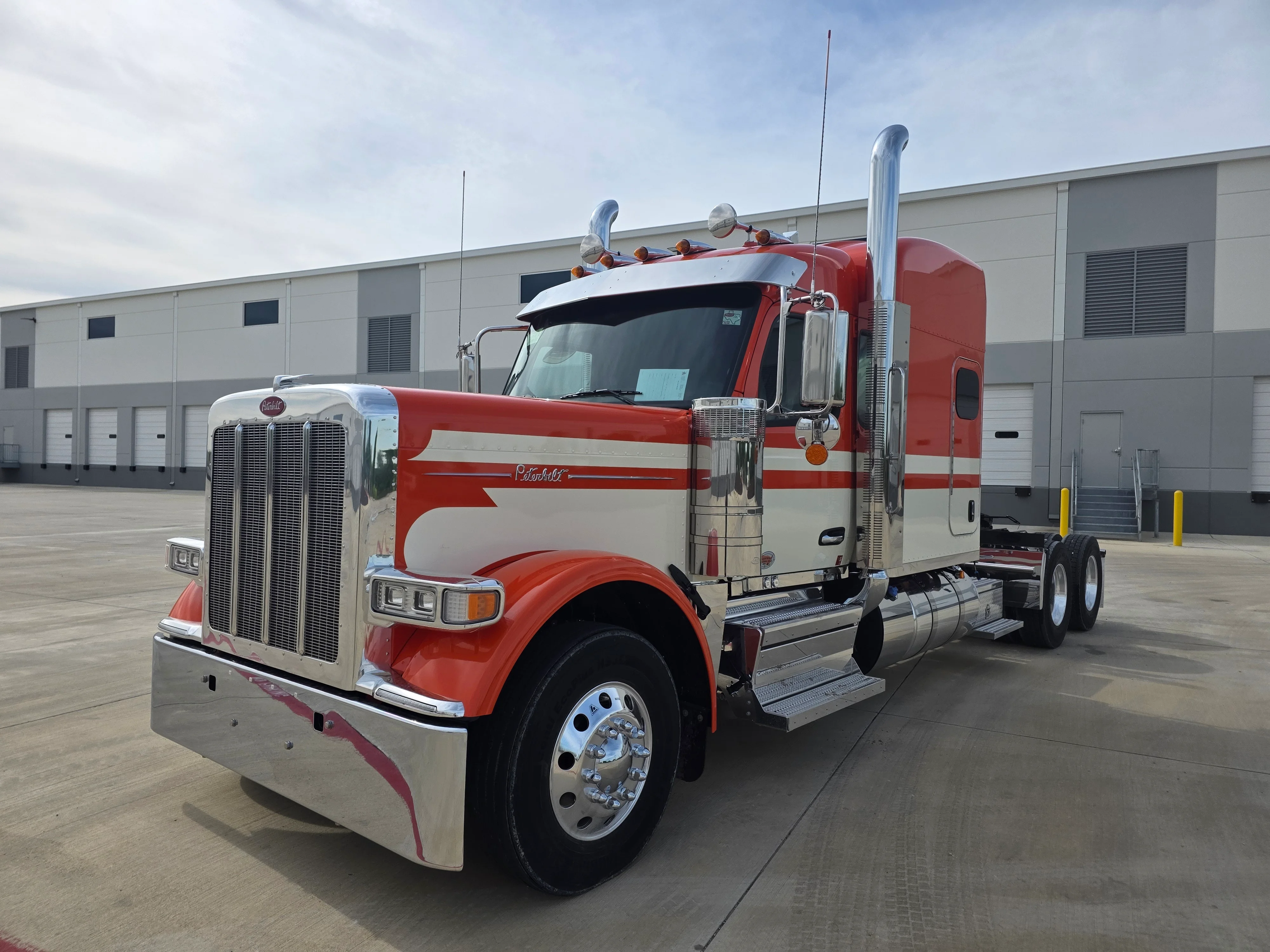 2027 Peterbilt 589